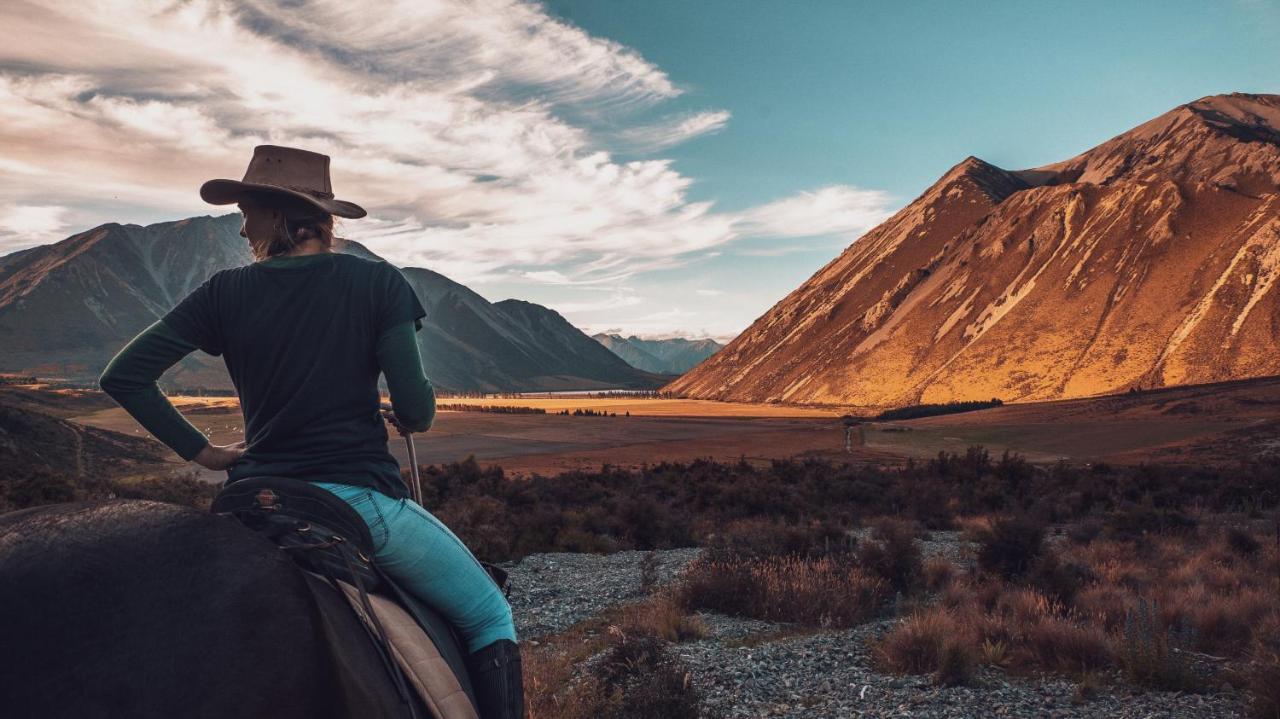 Flock Hill Lodge Cass Екстериор снимка